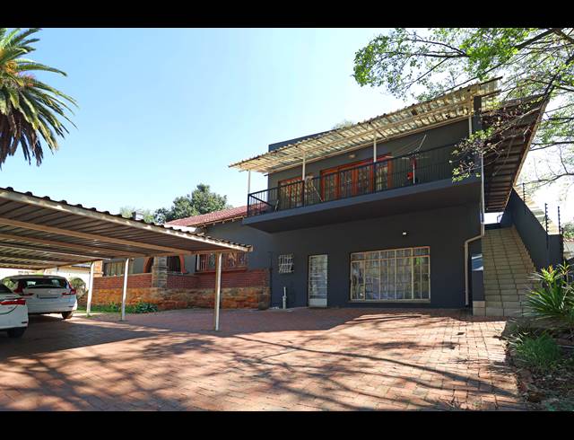 11 BEDROOM HOUSE FOR SALE IN AUCKLAND PARK